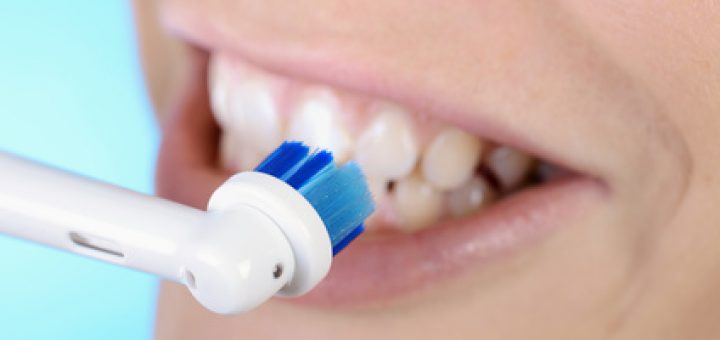 elektrische Zahnbürste kaufen - Mundgeruch beseitigen